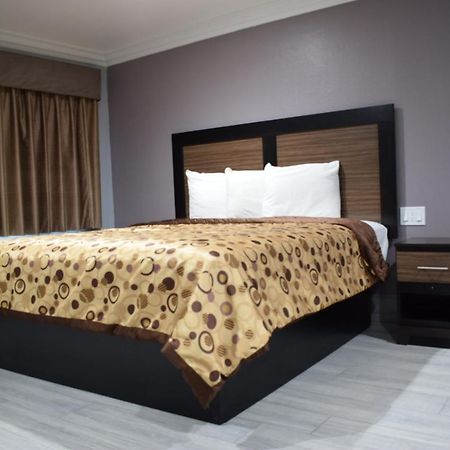 Willow Tree Inn & Suites لوس أنجلوس المظهر الخارجي الصورة